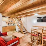 Apartman House Hosnar By Hosnar