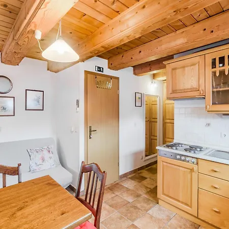 House Hosnar By Hosnar Apartment