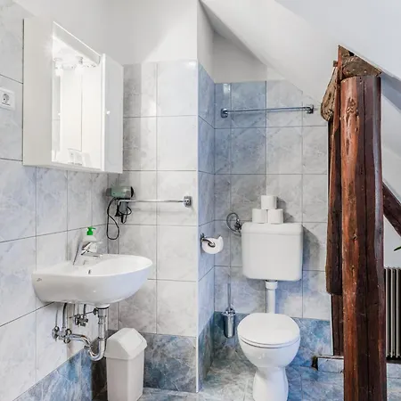 דירה House Hosnar By Hosnar בובק