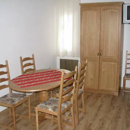 Apartmaji Oberstar Apartment