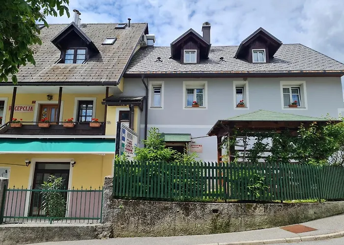 House Hosnar By Penzion Hosnar Apartament *